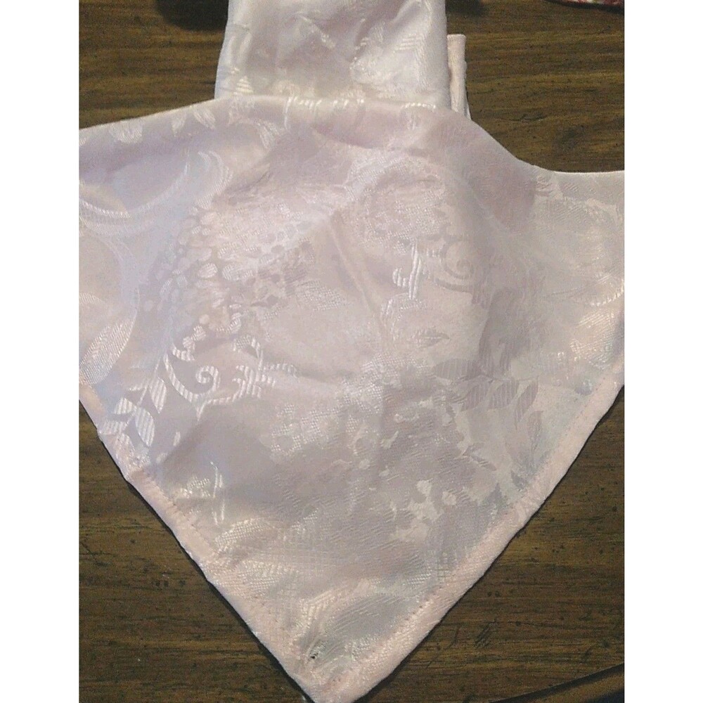 17"  Set Of 8 Pink Cloth Square Demask Napkins
